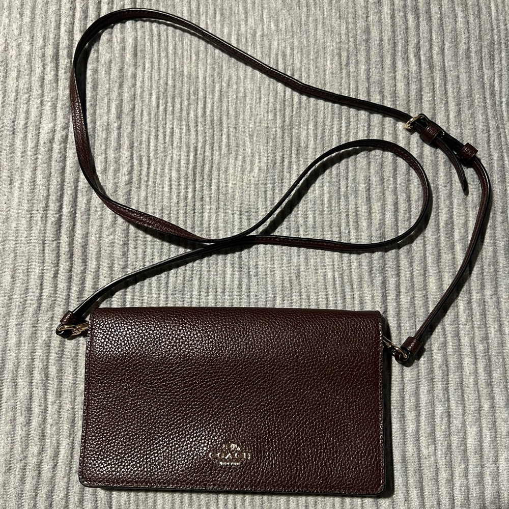 Coach purse / wallet